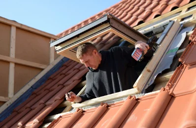 Pose de fenêtres de toit Velux à Baudreix
